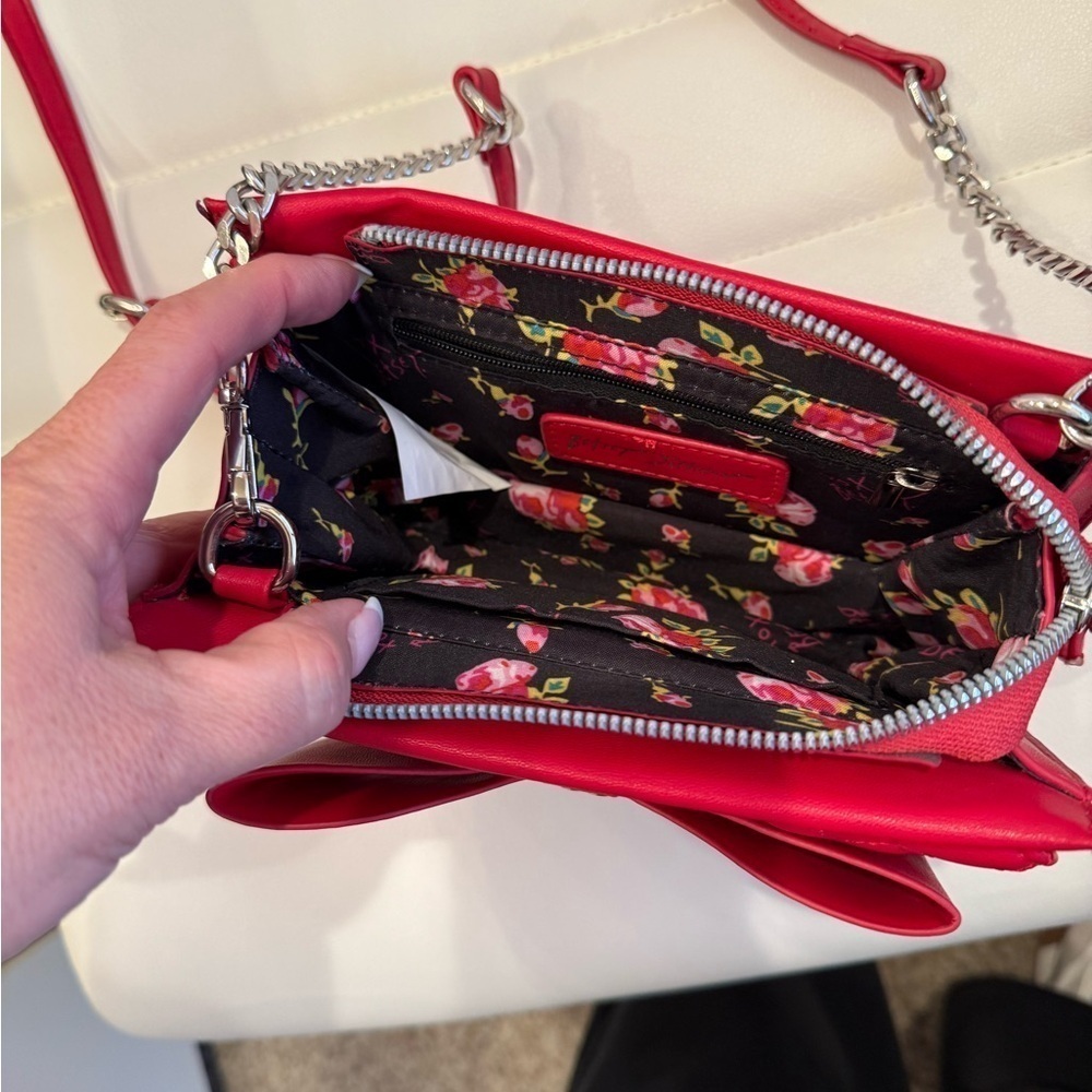 Betsey Johnson adorable red clutch/crossbody bag - Picture 7 of 11